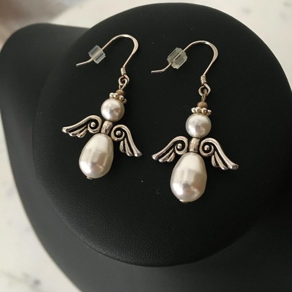 Vintage Silver & Pearl Pierced Angel Earrings BNIB - Picture 2 of 7